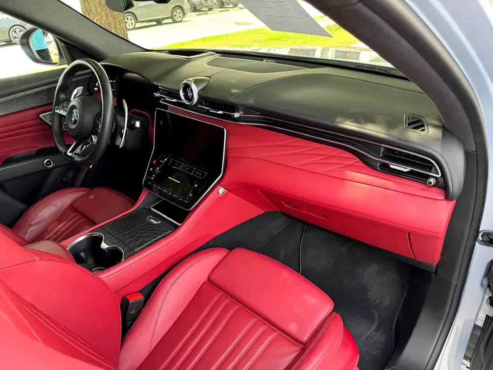 MASERATI GRECALE GT - 2023 - 2.0L ONLY 28000KM - SUPER CLEAN TITLE FRESH JAPAN IMPORT - Image 14