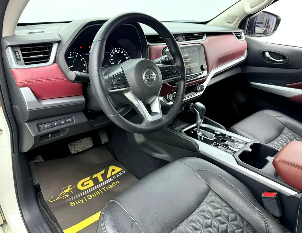 2022 Nissan X-Terra Platinum, Nissan Warranty+Full Service History, GCC - Image 11