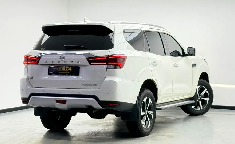 2022 Nissan X-Terra Platinum, Nissan Warranty+Full Service History, GCC - Image 6