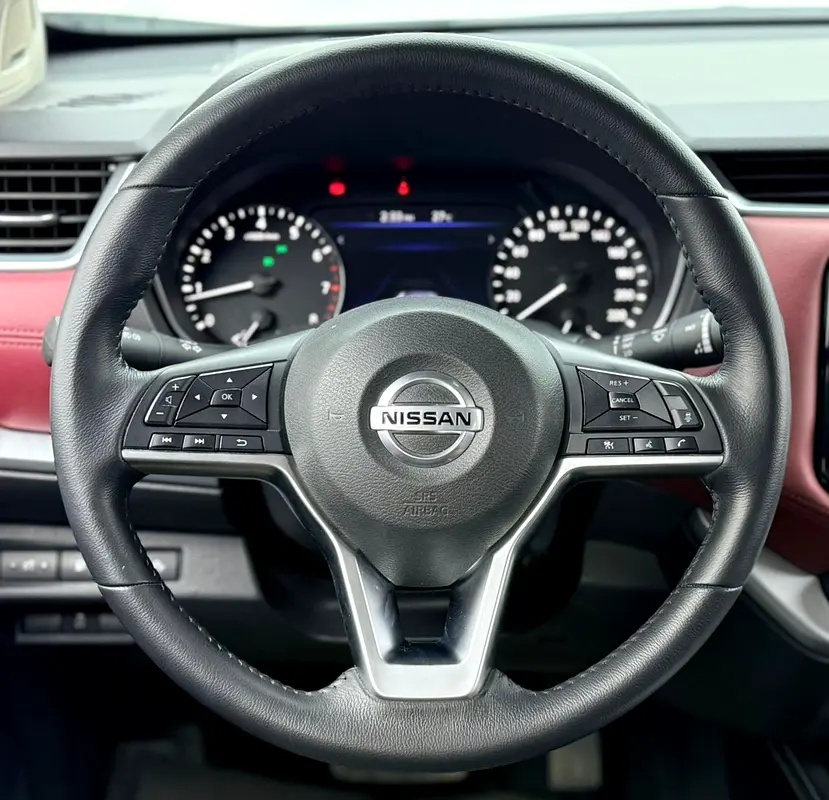 2022 Nissan X-Terra Platinum, Nissan Warranty+Full Service History, GCC - Image 7