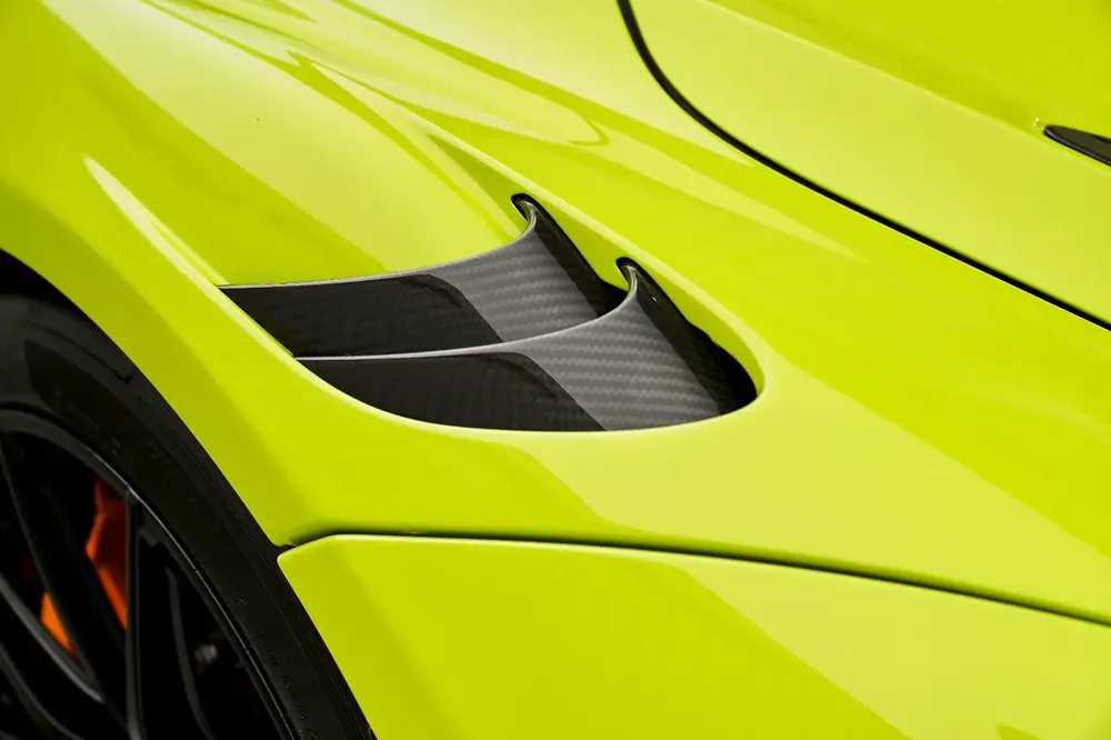 MCLAREN 765LT SPIDER, 2022, GCC, DEALER WARRANTY AND SERVICE CONTRACT, ZERO KM - Image 9