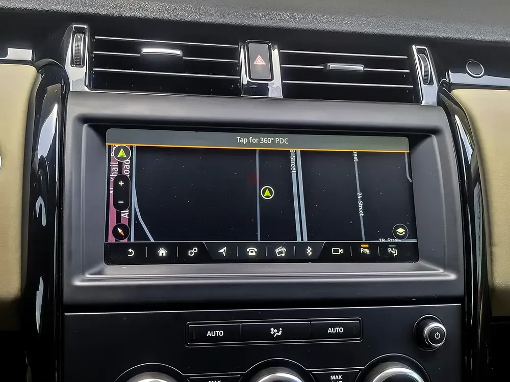 AED 1398/month | 2019 Land Rover Discovery  | GCC Specs | Ref#470802 - Image 14