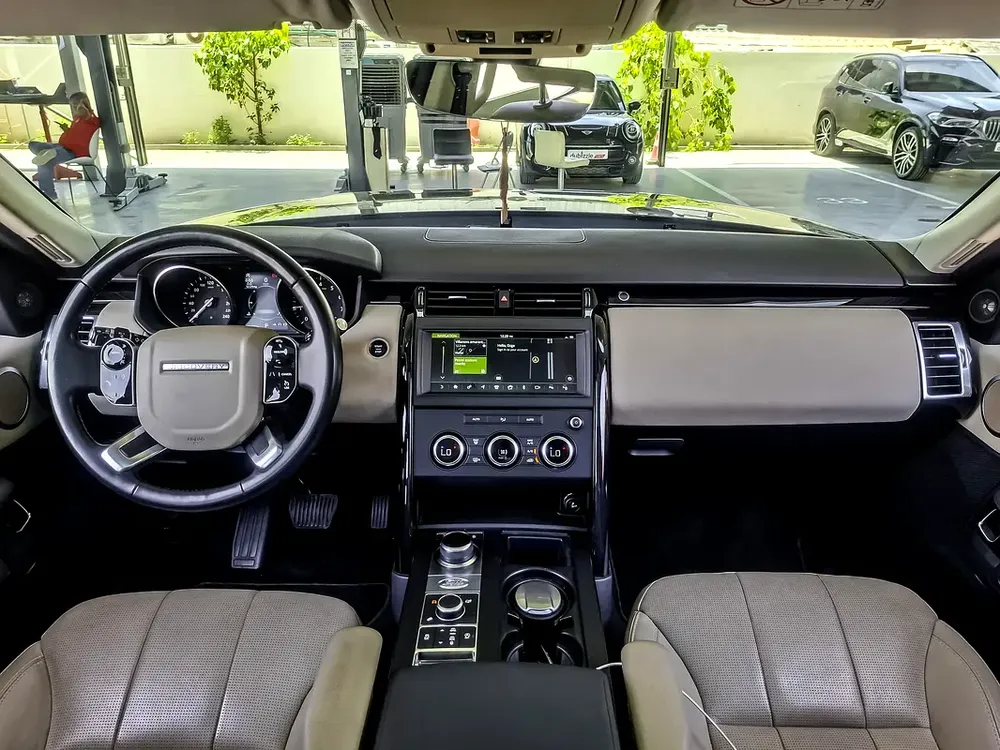 AED 1398/month | 2019 Land Rover Discovery  | GCC Specs | Ref#470802 - Image 9