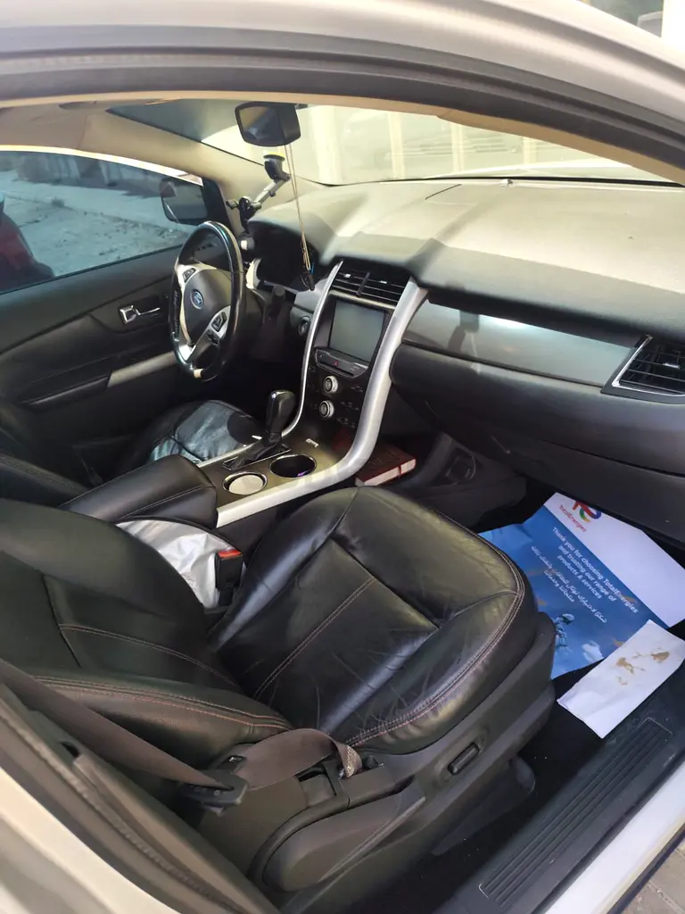 Ford Edge 2013 - Well Maintained SUV - Image 9