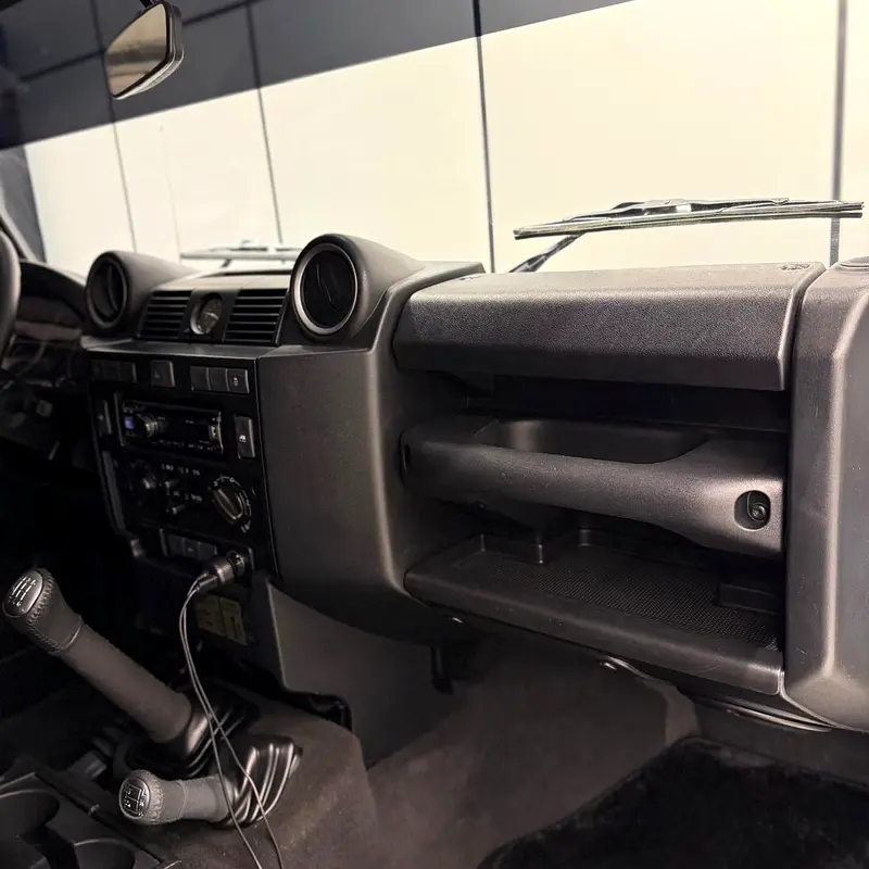 Defender Final Edition 2015 GCC ALTAYER FSH - Image 11