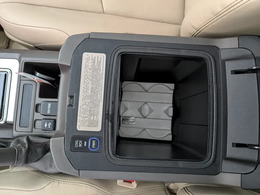 Toyota Prado VXR 2018 Full Option-V6 4.0L - GCC Specs - Well Maintained - Image 10