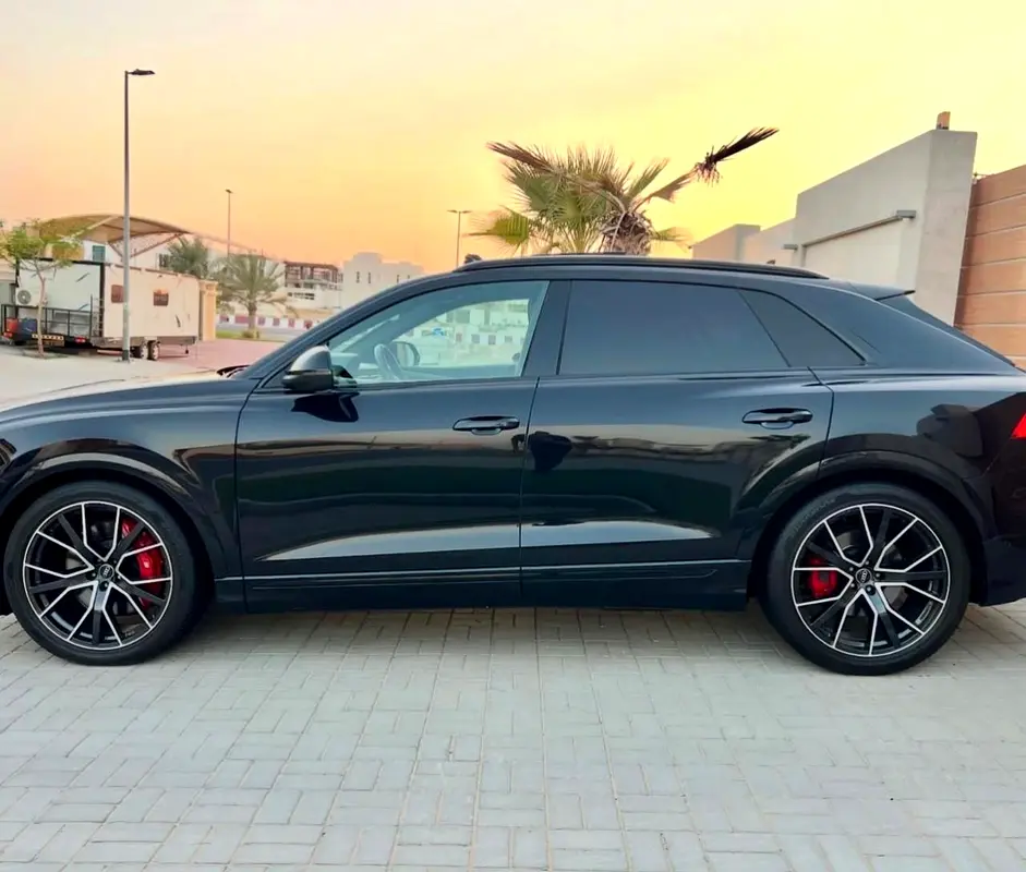 2021 Audi Q8 55 TFSI quattro S line Black Edition - American Specs - Image 4
