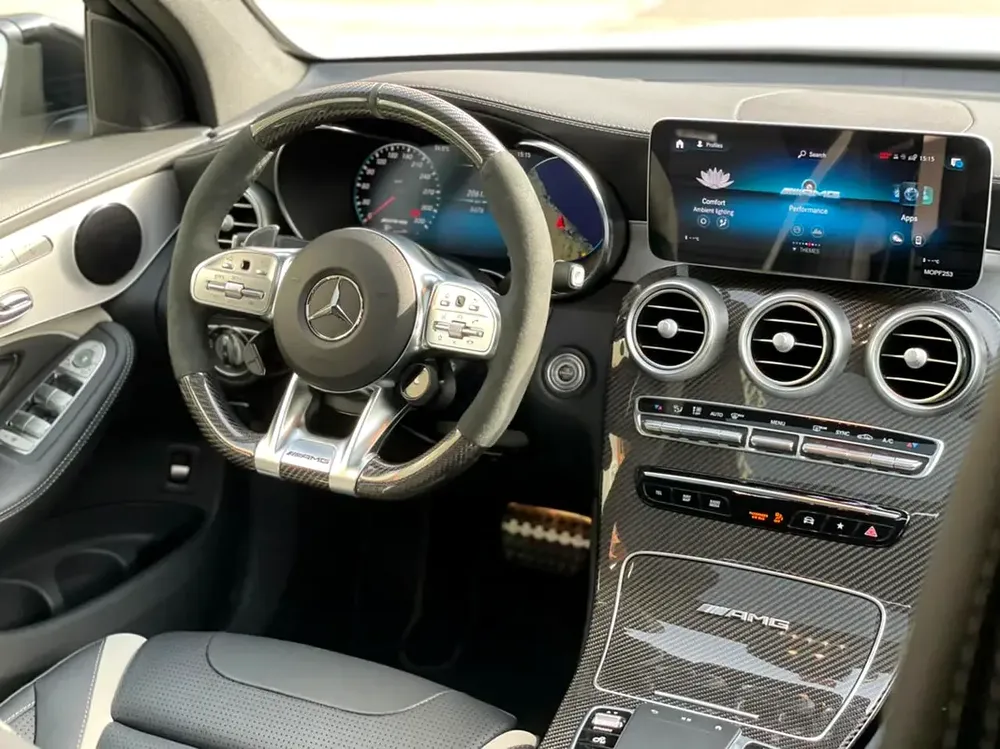 2 owners AMG GLC 63s 4matic+ Coupe - Image 4