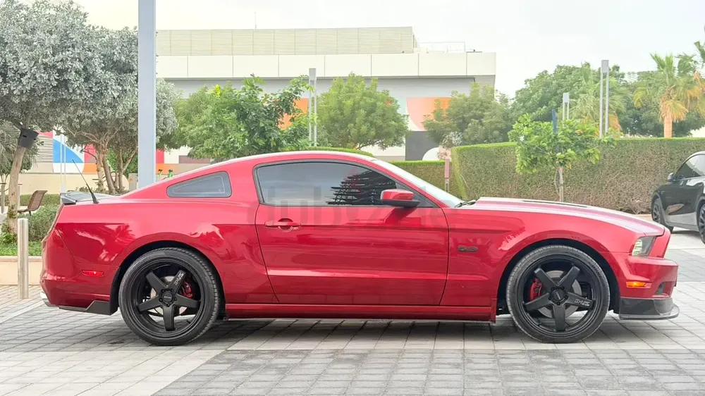 Mustang GT Premium - Image 10