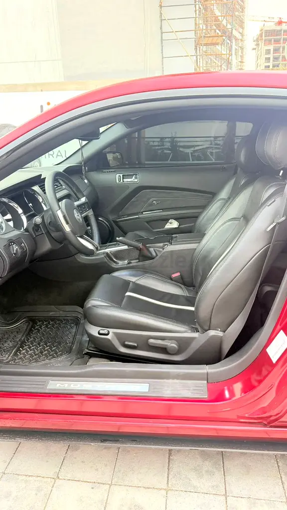 Mustang GT Premium - Image 11