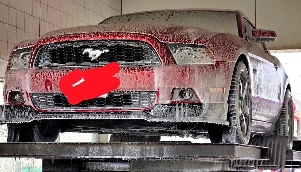Mustang GT Premium - Image 7