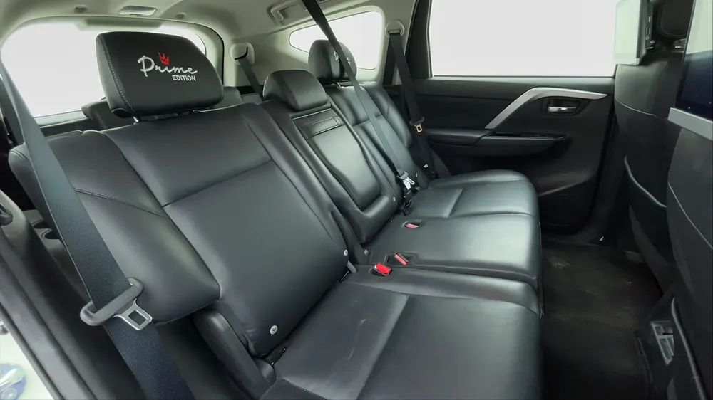 AED 1,473/m | 0 DP | Free 3 Months Warranty | Service History | MITSUBISHI MONTERO SPORT 2023 - Image 10