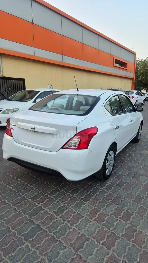 Nissan sunny - Image 13