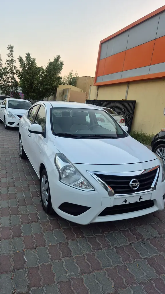 Nissan sunny - Image 14