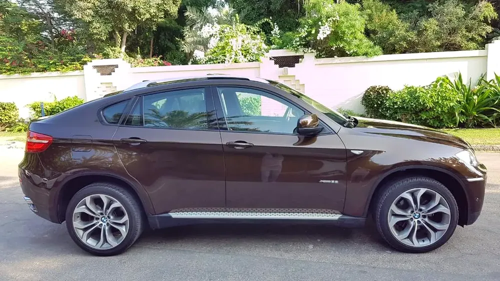 BROWN BMW X6 V6 ^  GCC ^ SPACIOUS AND DEPENDABLE VEHICLE ^ GREAT FOR FAMILIES ^ EXCELLENT PERFORMANC - Image 8