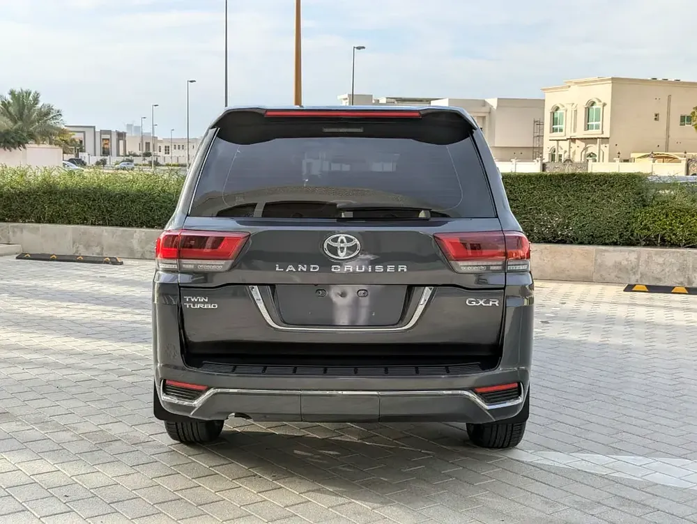Toyota Land Cruiser 2013 Facelifted 2025 With Interior and Exterior GXR V6 Full Option - GCC Specs - Image 19