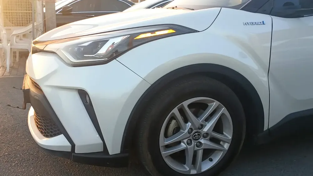 Toyota C-HR GX 2020 GCC Specs - Immaculate Condition - Image 6