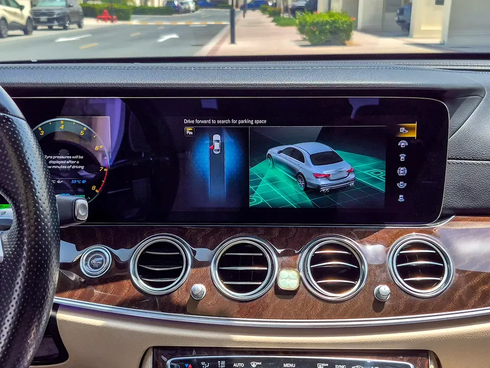 AED 2857/month | 2021 Mercedes-Benz E-Class E 53 AMG | GCC Specs | Ref#459930 - Image 15