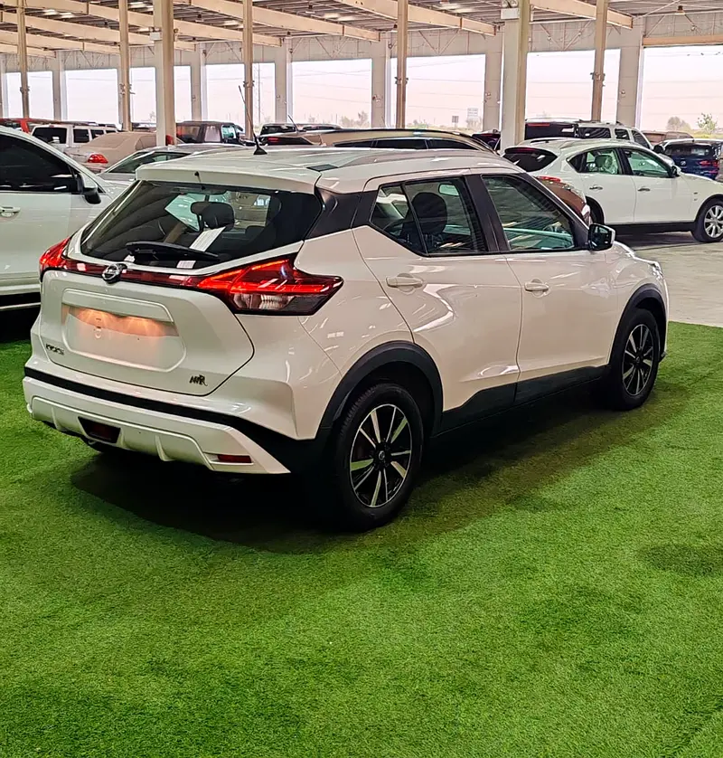 Nissan Kicks SV 2022, GCC Specs, Excellent Condition - Image 5