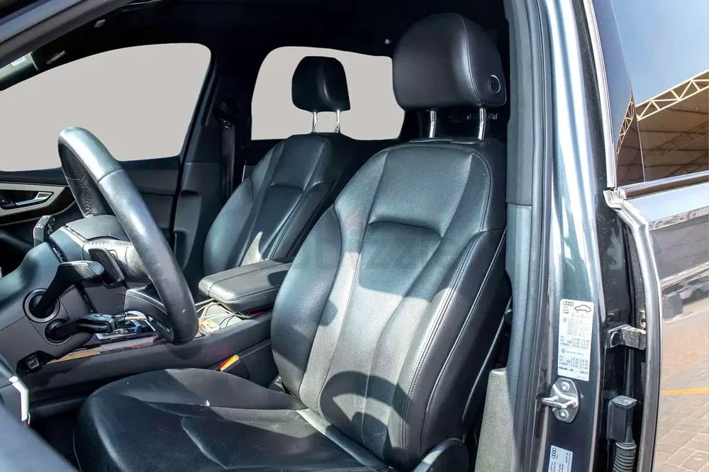 AED 1292/month | 2019 Audi Q7 3.0 TFSI Quattro Tiptronic | GCC Specs | Ref#378654 - Image 12