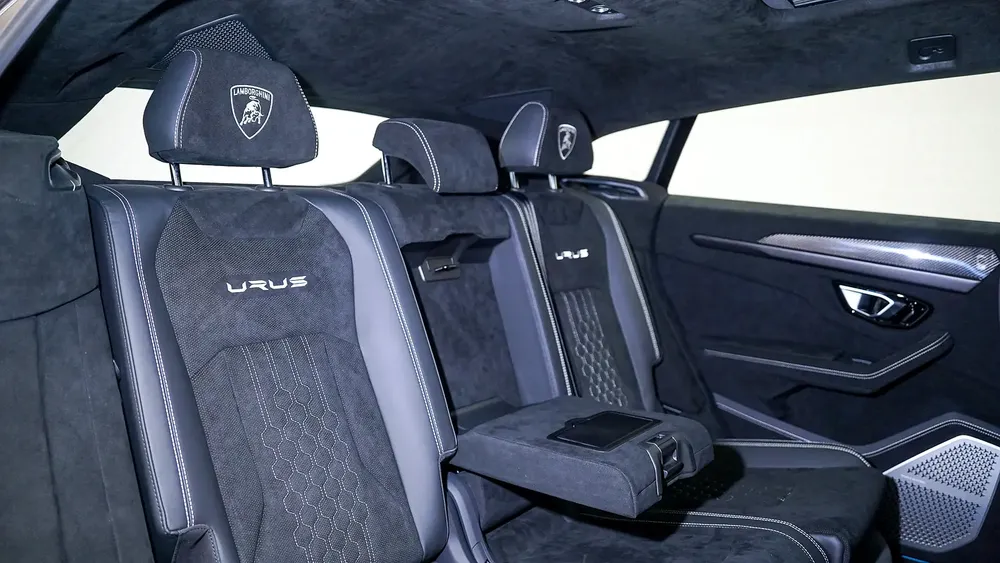 Urus 4.0T V8 Performante | AED 18,040 PM | Up to  3 Years Warranty Unlimited | - Image 7