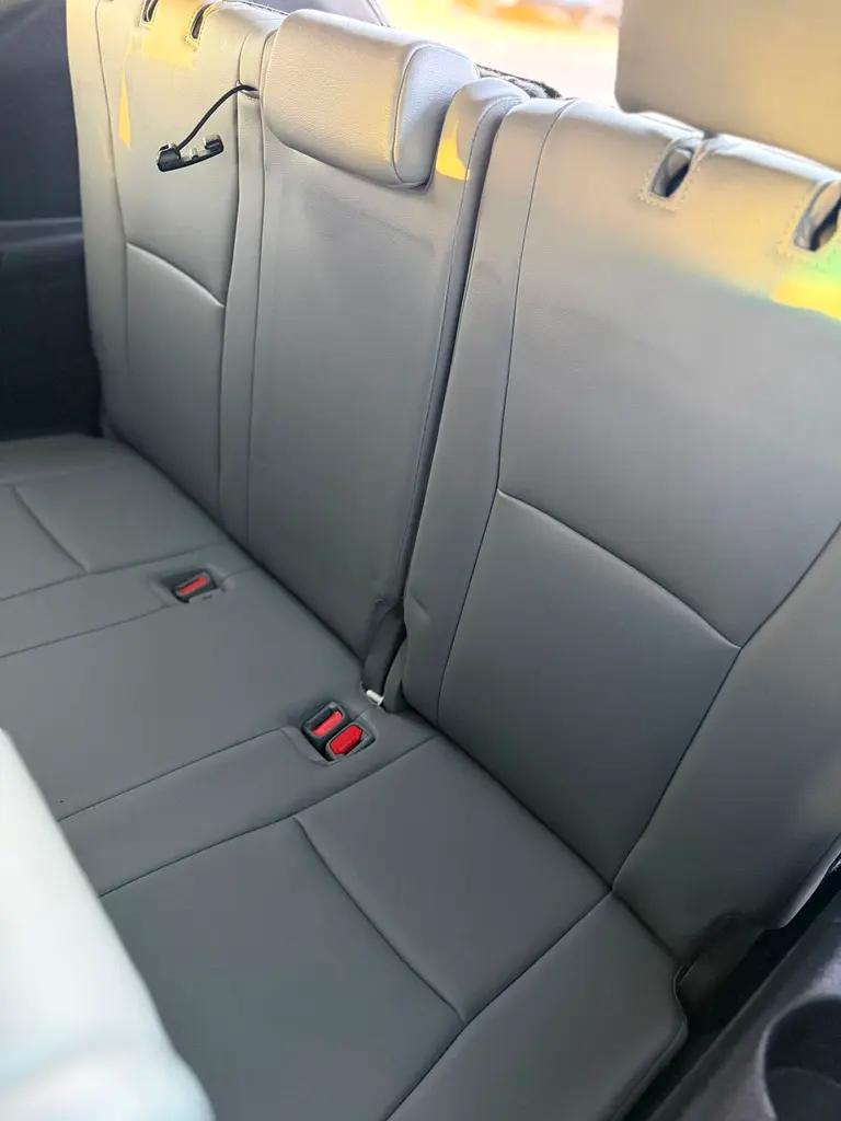 2020 Toyota Highlander XLE Full Option 3.5L V6  - SunRoof - Full Radar System - 7 Seater -Push Start - Image 18
