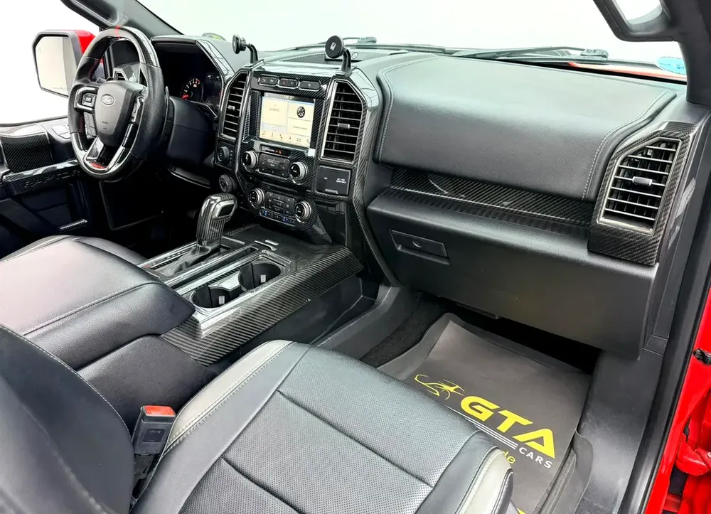2018 Ford F-150 Raptor, Full Service History, Carbon Fiber Interior, Excellent Condition, GCC - Image 12