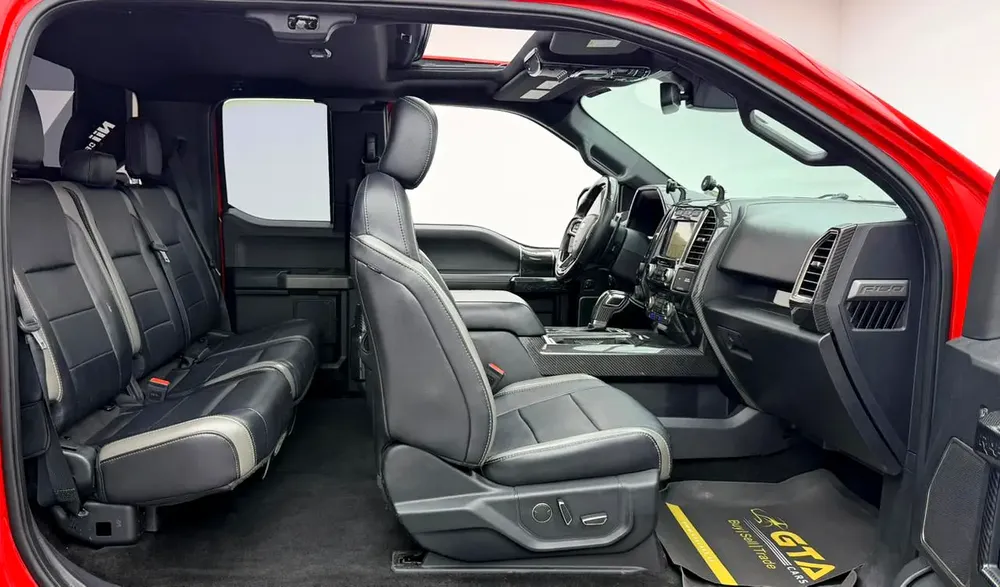 2018 Ford F-150 Raptor, Full Service History, Carbon Fiber Interior, Excellent Condition, GCC - Image 16