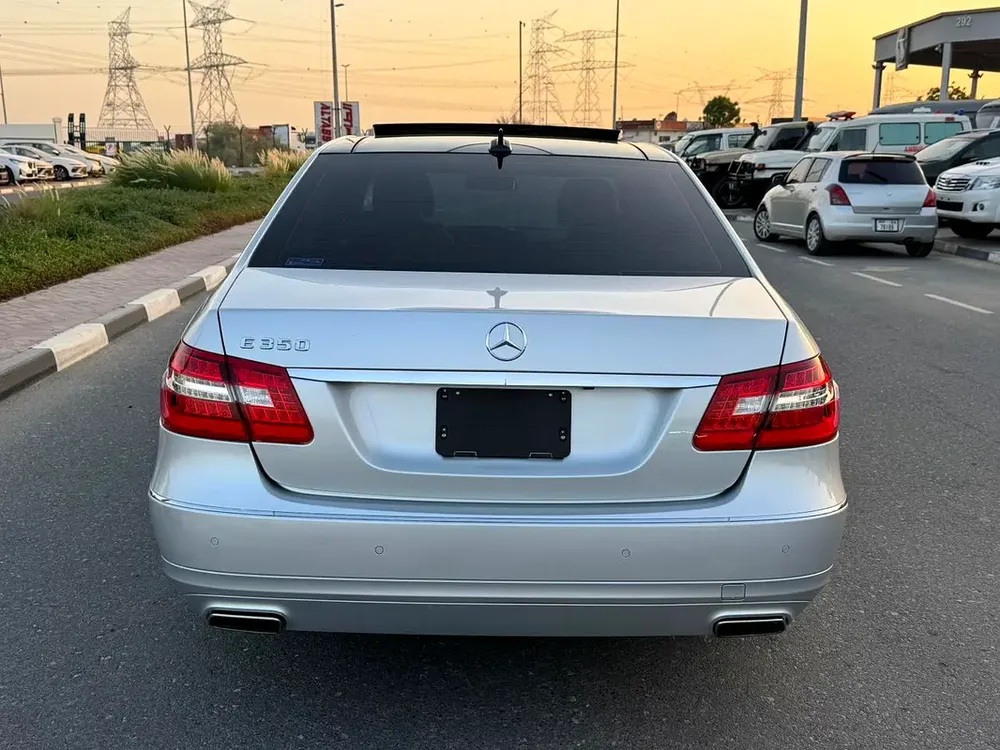 2013 Mercedes-Benz E-Class E 350 - Pristine Japanese Spec - Image 5