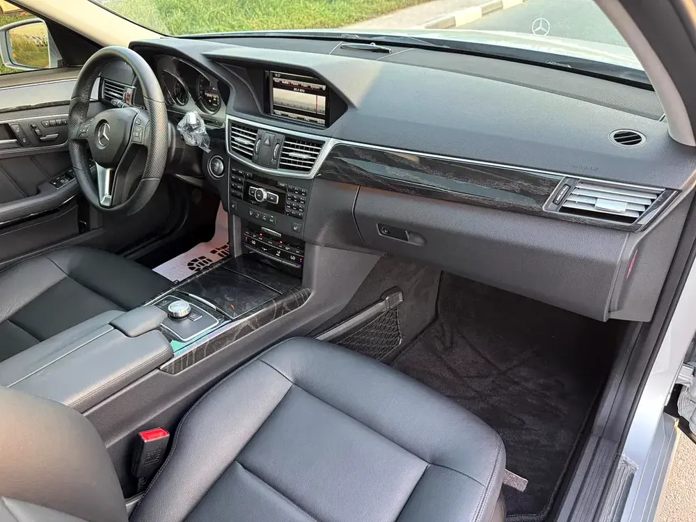 2013 Mercedes-Benz E-Class E 350 - Pristine Japanese Spec - Image 9