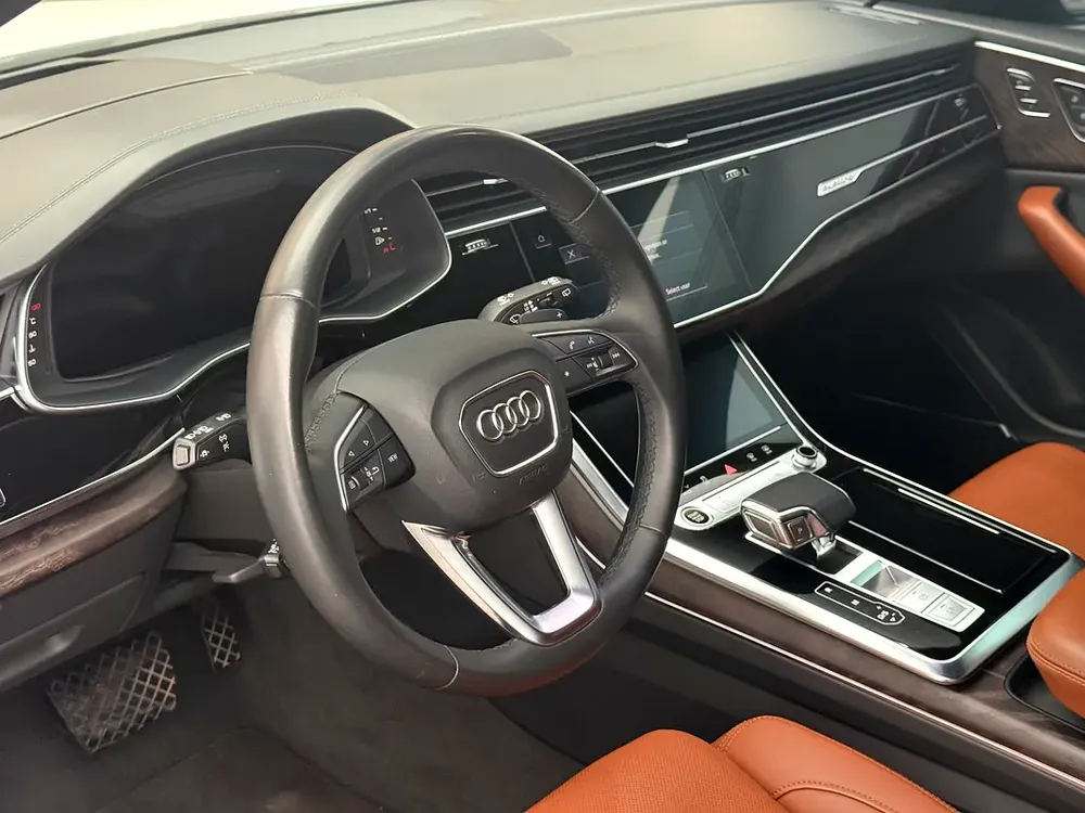 2022 Audi Q8 S line | GCC Specs | | AWD | Luxury SUV - Image 8
