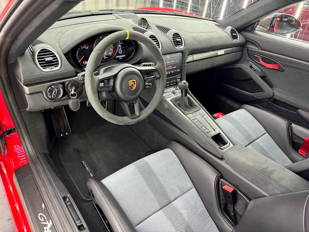 2023 Porsche Cayman GT4 RS | GCC | Excellent | Low kms | Full service History - Image 12