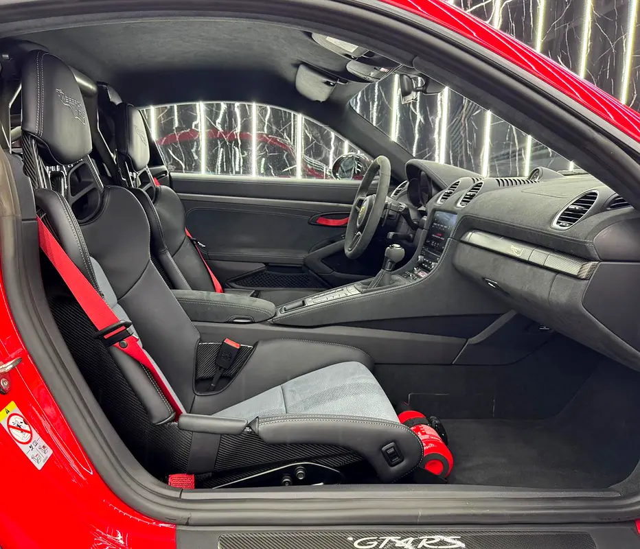 2023 Porsche Cayman GT4 RS | GCC | Excellent | Low kms | Full service History - Image 14