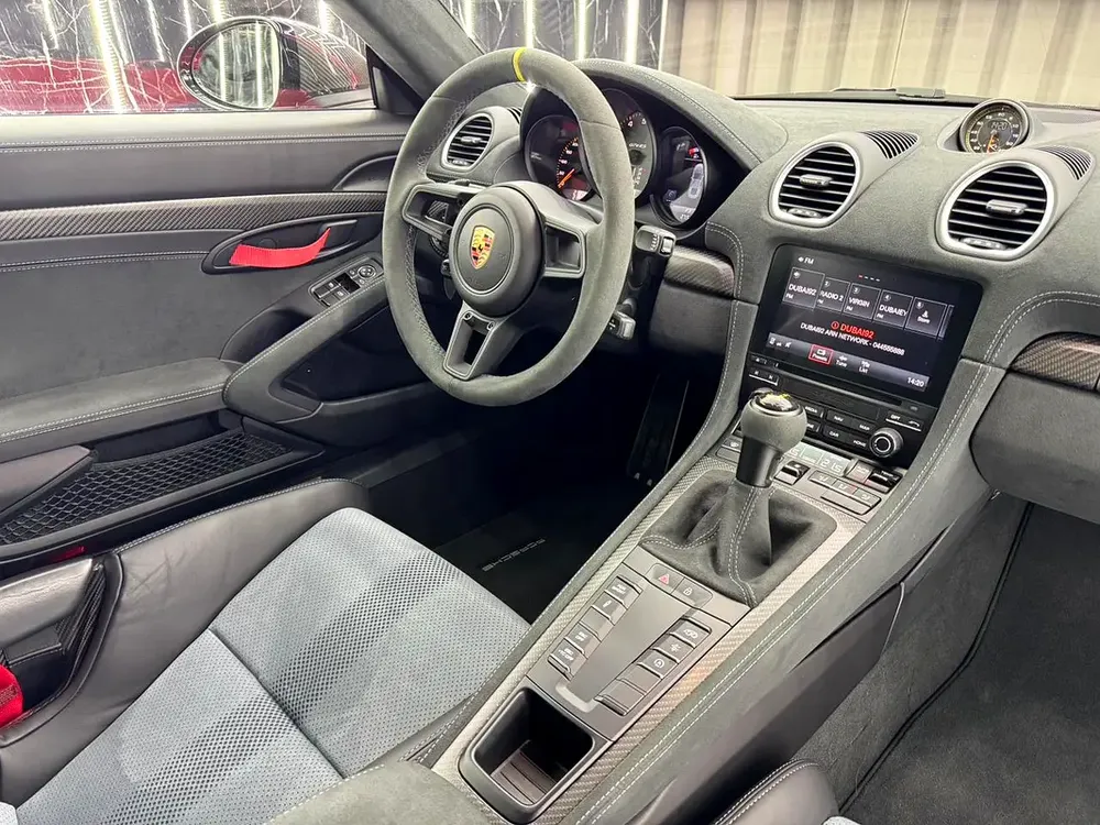 2023 Porsche Cayman GT4 RS | GCC | Excellent | Low kms | Full service History - Image 18