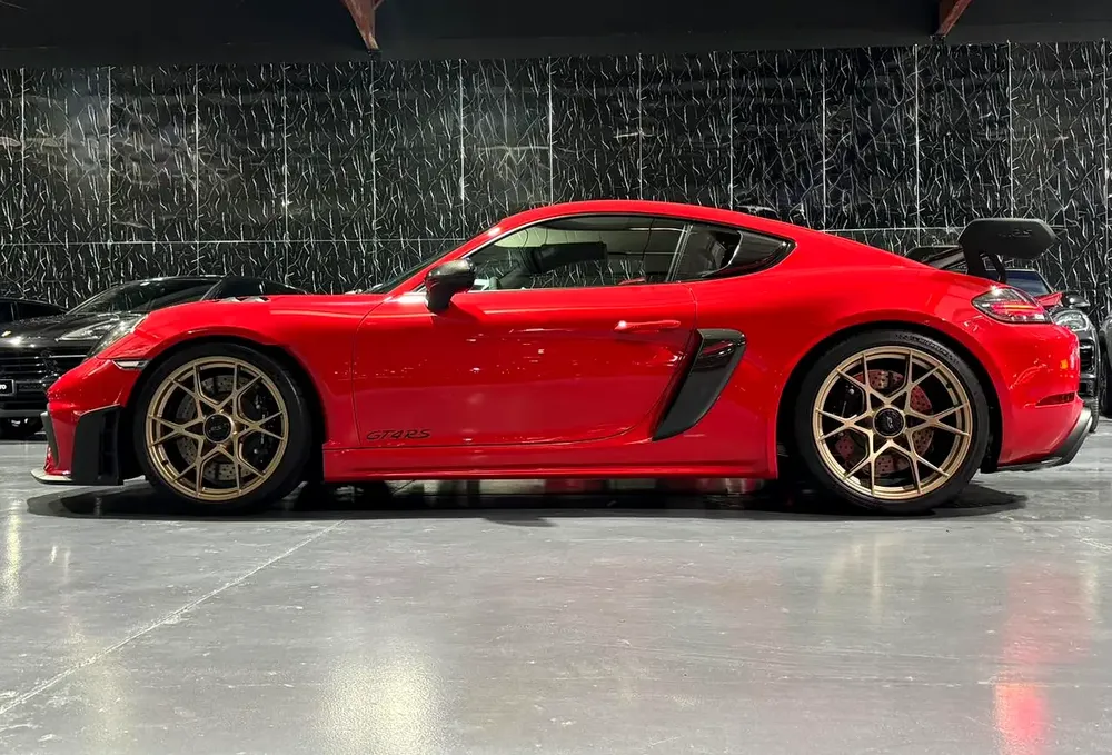 2023 Porsche Cayman GT4 RS | GCC | Excellent | Low kms | Full service History - Image 6