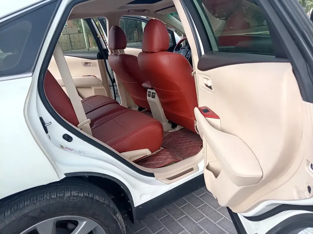 Lexus RX 350 Platinum 2012 | GCC Specs | Excellent Condition - Image 11
