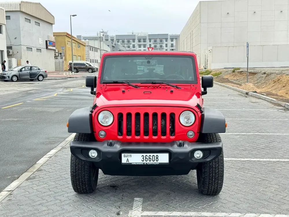 Jeep Wrangle  Unlimited 2014 Gcc Free accident Like Original Condition - Image 4