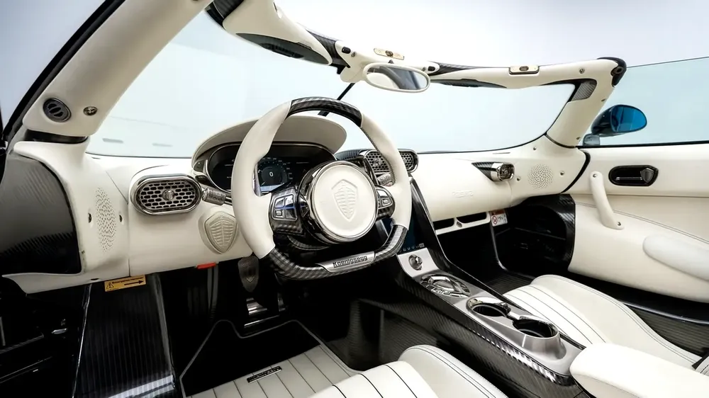 Koenigsegg Regera - 2019 - GCC Specs - Under Warranty and Service Contract - Image 10