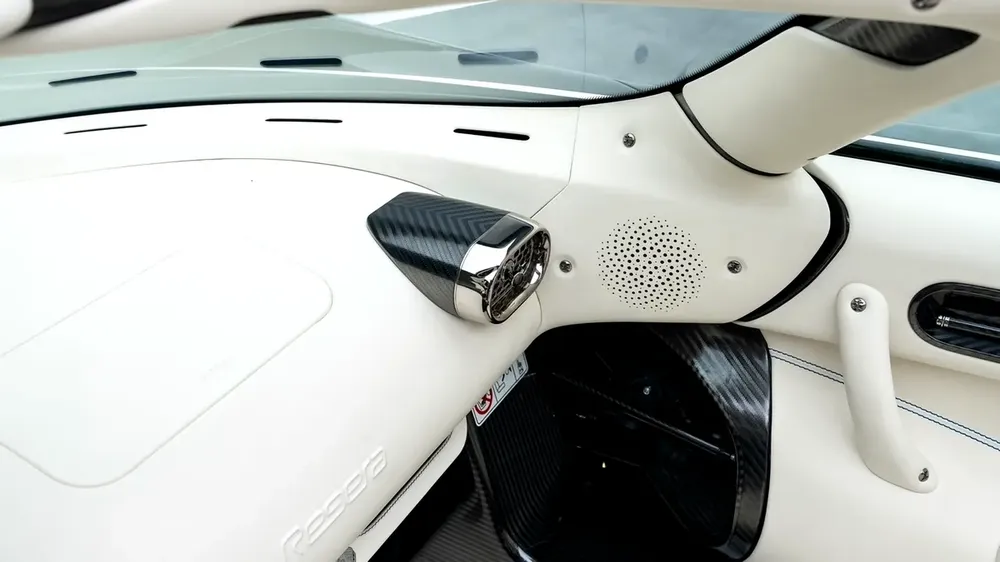 Koenigsegg Regera - 2019 - GCC Specs - Under Warranty and Service Contract - Image 14