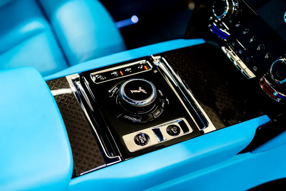 Rolls Royce Cullinan Black Badge - GCC Spec - Image 12