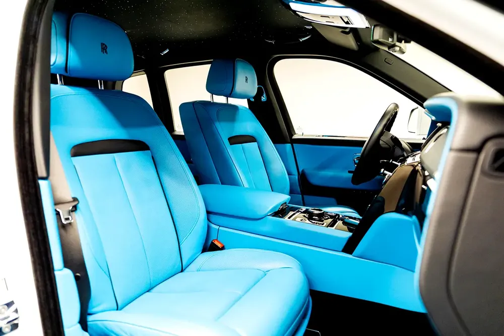 Rolls Royce Cullinan Black Badge - GCC Spec - Image 17