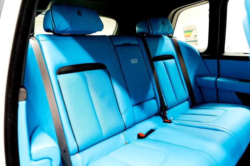 Rolls Royce Cullinan Black Badge - GCC Spec - Image 19