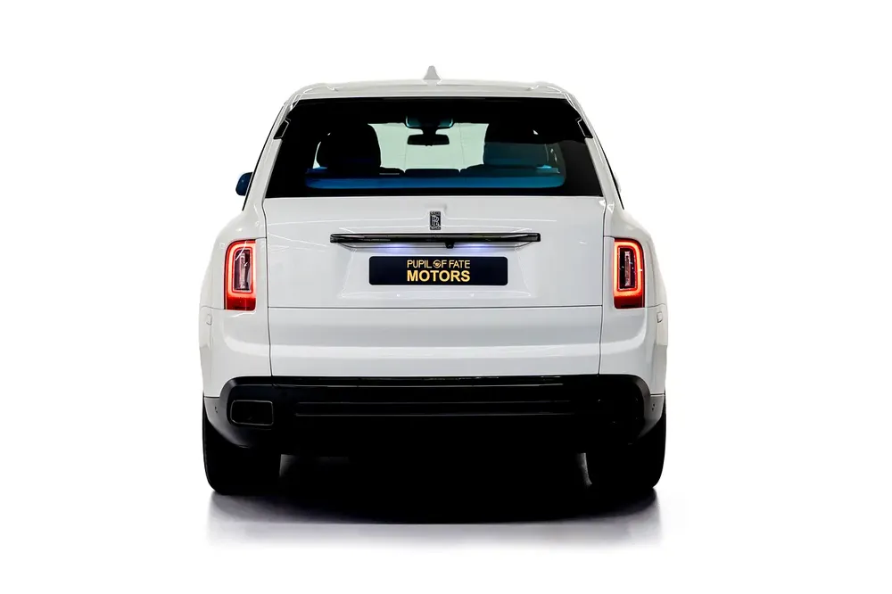 Rolls Royce Cullinan Black Badge - GCC Spec - Image 6