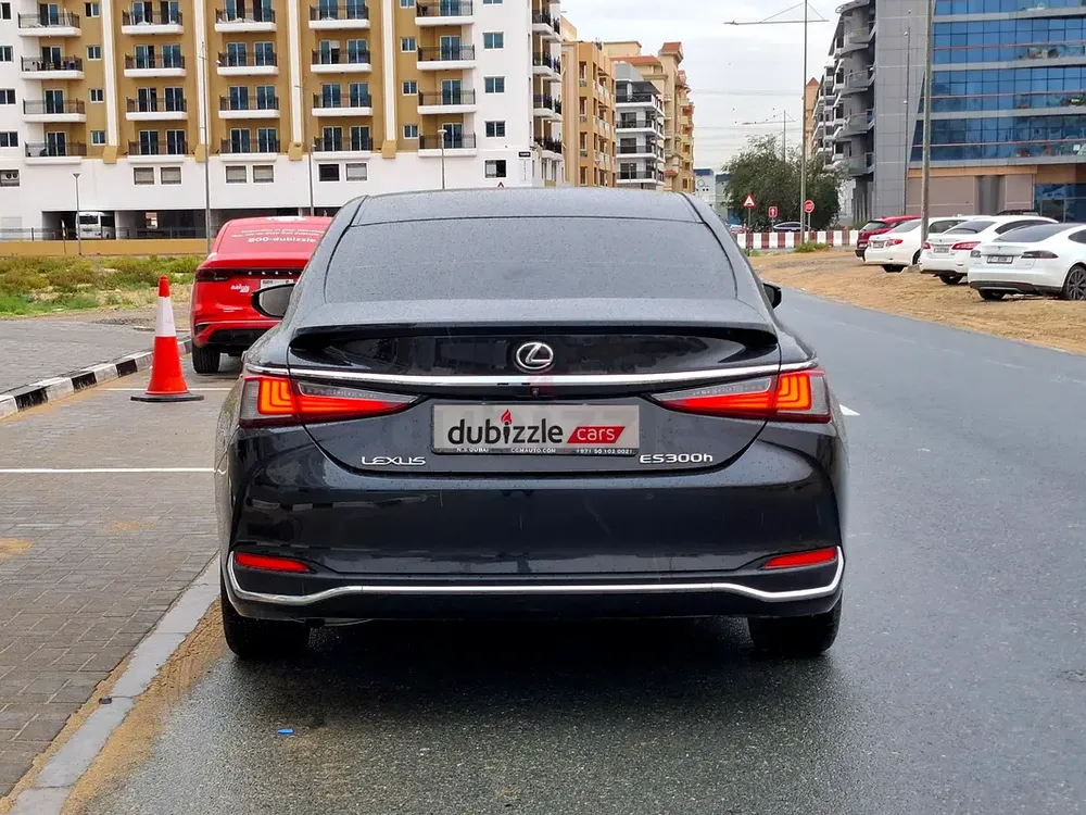 AED 1824/month | 2023 Lexus ES-Series ES 300h | GCC Specs | Ref#450570 - Image 6