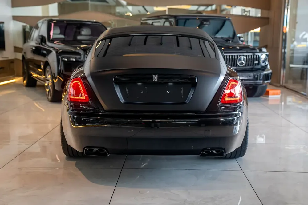 Rolls-Royce Wraith Black Badge 2014 - Japanese Specs - GCC Drivable - Image 14