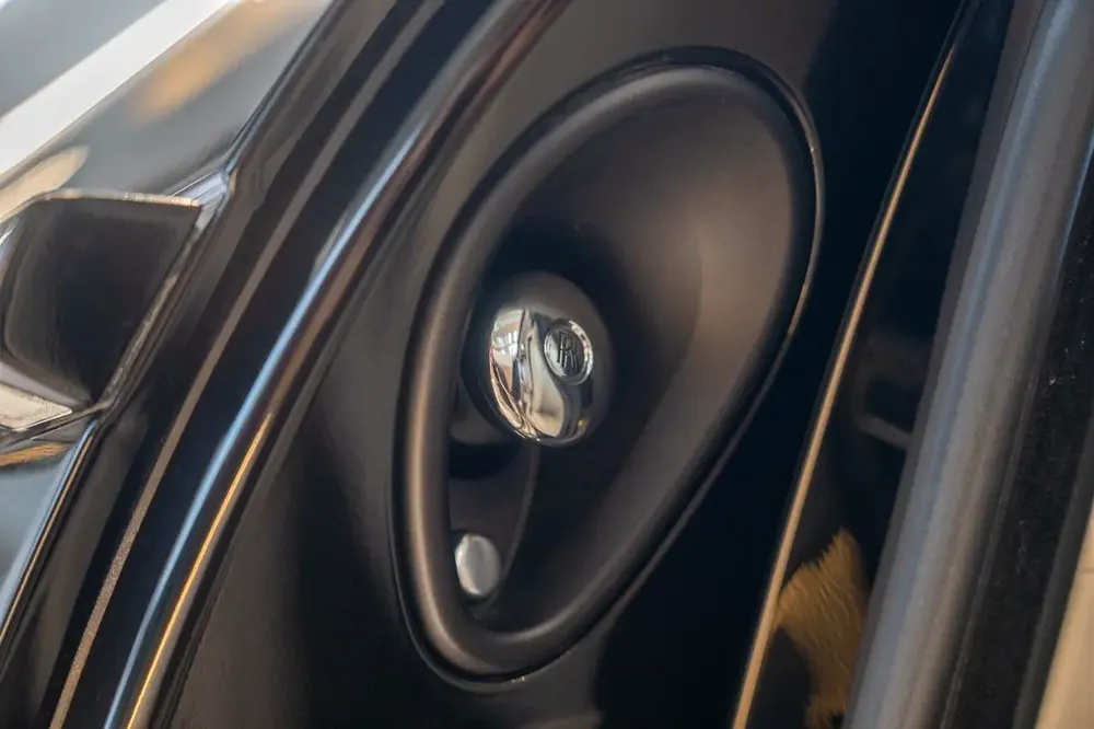 Rolls-Royce Wraith Black Badge 2014 - Japanese Specs - GCC Drivable - Image 5
