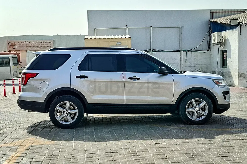 AED 925/month | 2018 Ford Explorer  | GCC Specs | Ref#455792 - Image 4