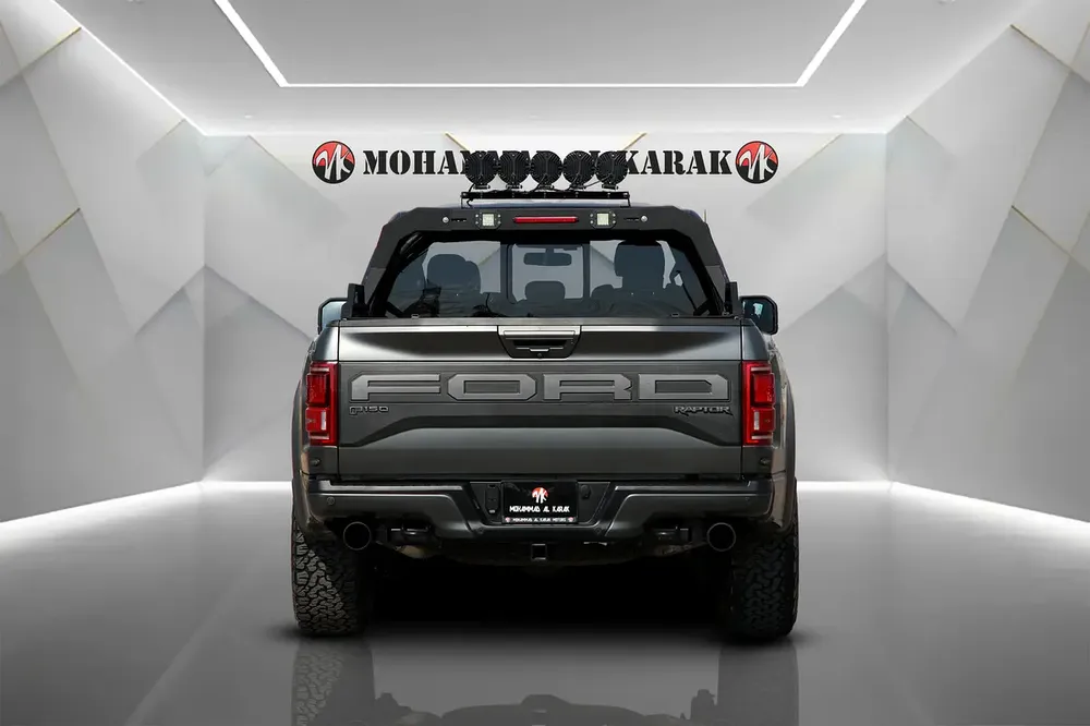 FORD RAPTOR F150 - 2019 - GCC - FULLY LOADED -GREY MATT - AMAZING CONDITION - Image 4