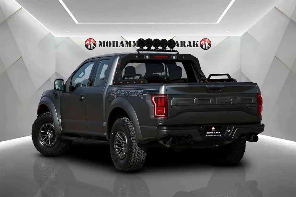FORD RAPTOR F150 - 2019 - GCC - FULLY LOADED -GREY MATT - AMAZING CONDITION - Image 5