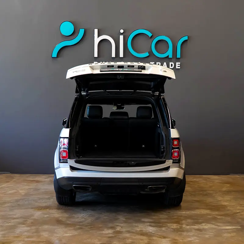 AED 2,778 pm • 0% Downpayment • Range Rover Vogue Supercharged • 1 Year Warranty - Image 6